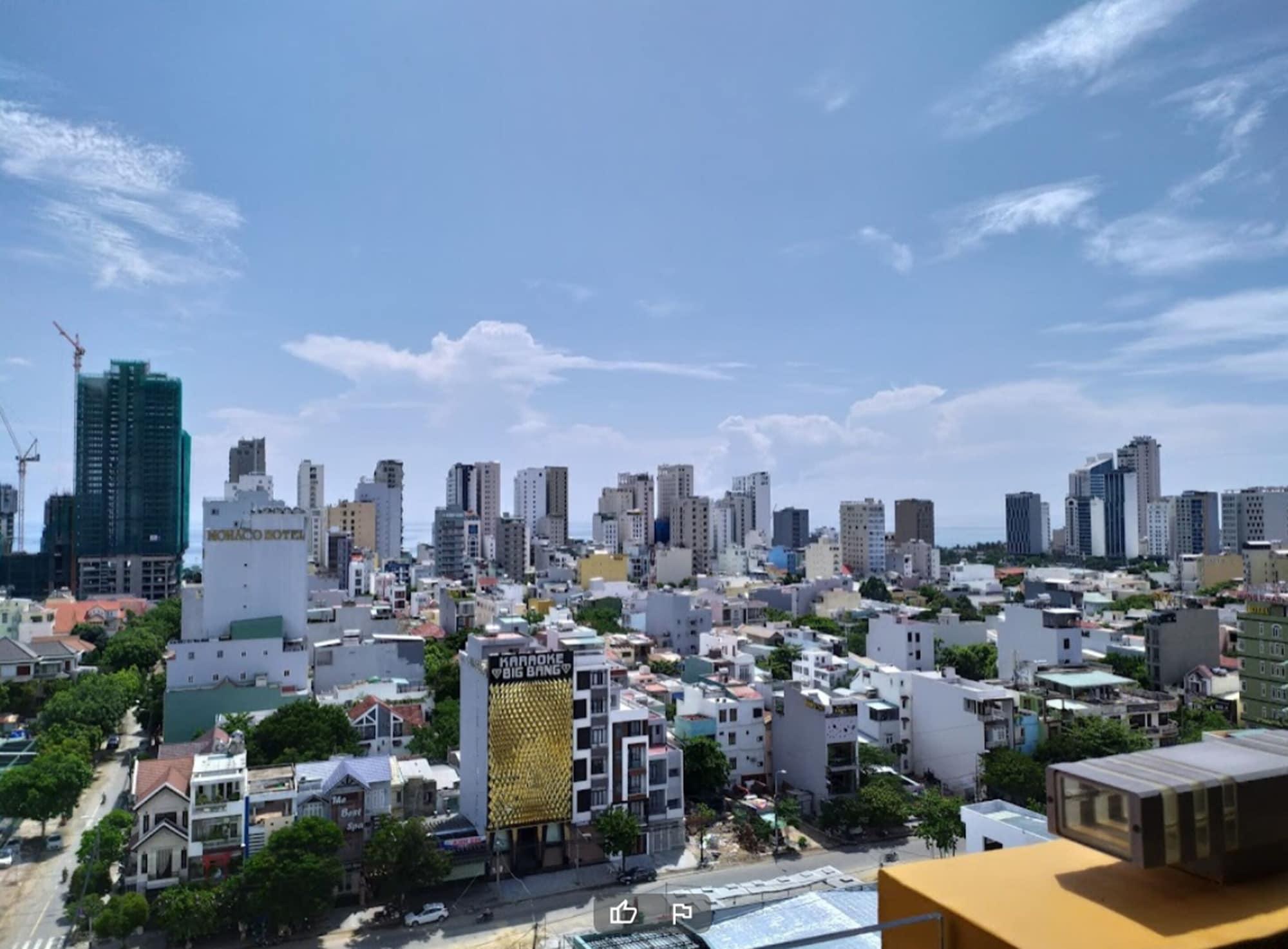 Nam Hotel & Residences Da Nang Exteriör bild