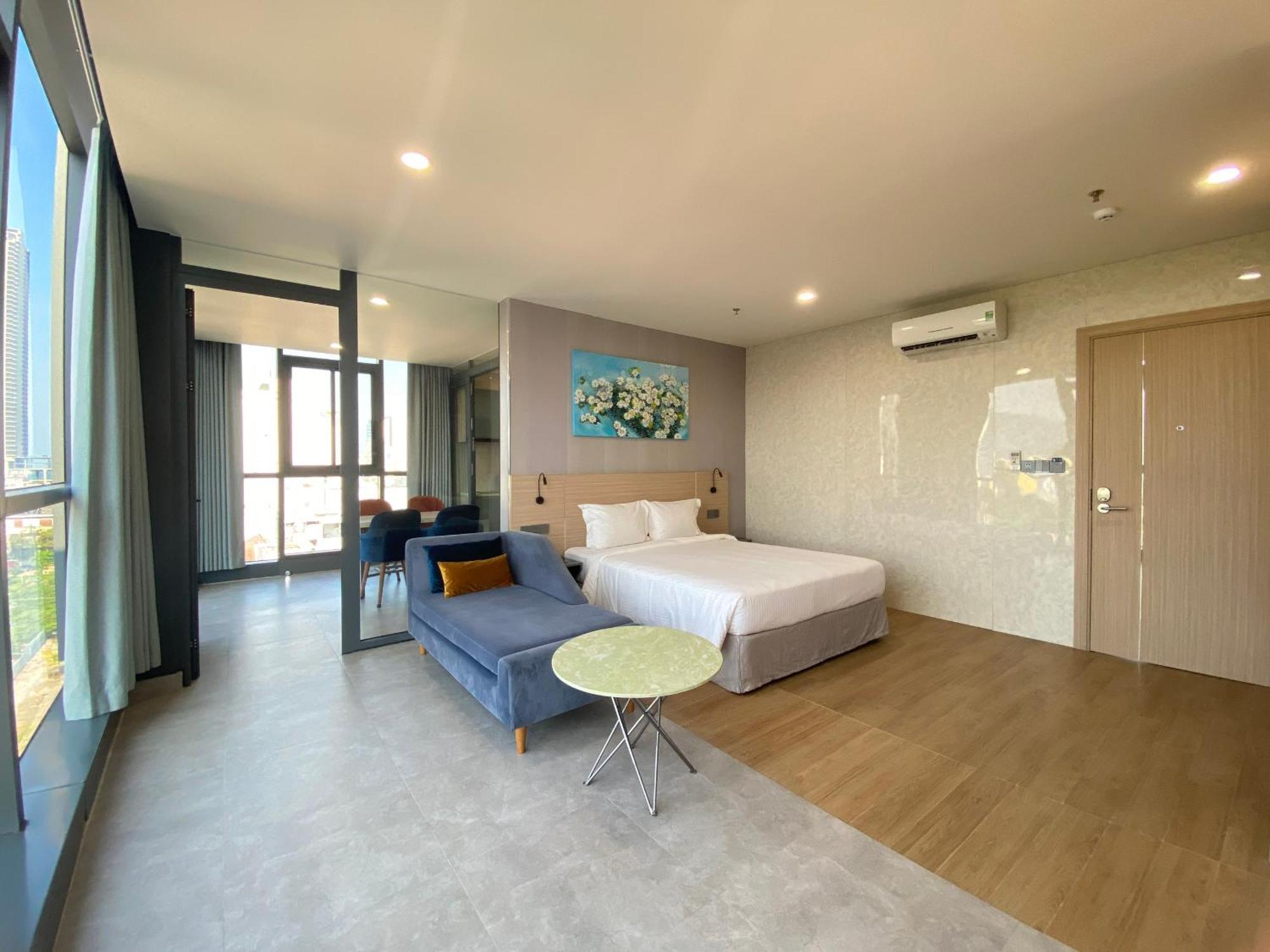Nam Hotel & Residences Da Nang Exteriör bild