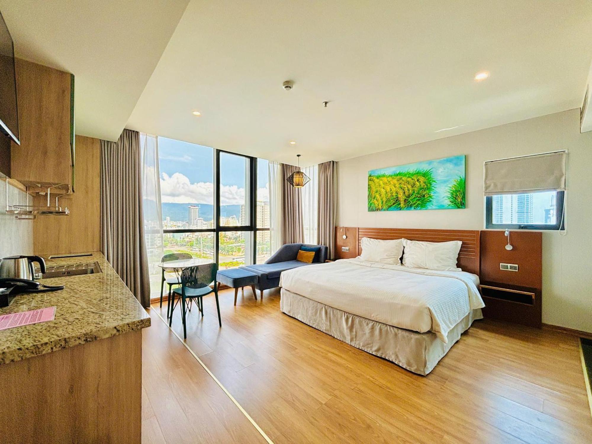 Nam Hotel & Residences Da Nang Exteriör bild